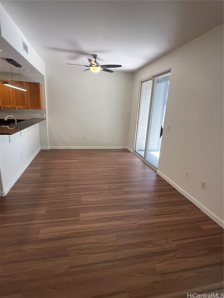 7012 Hawaii Kai Dr #1001 - Photo 4 of 15