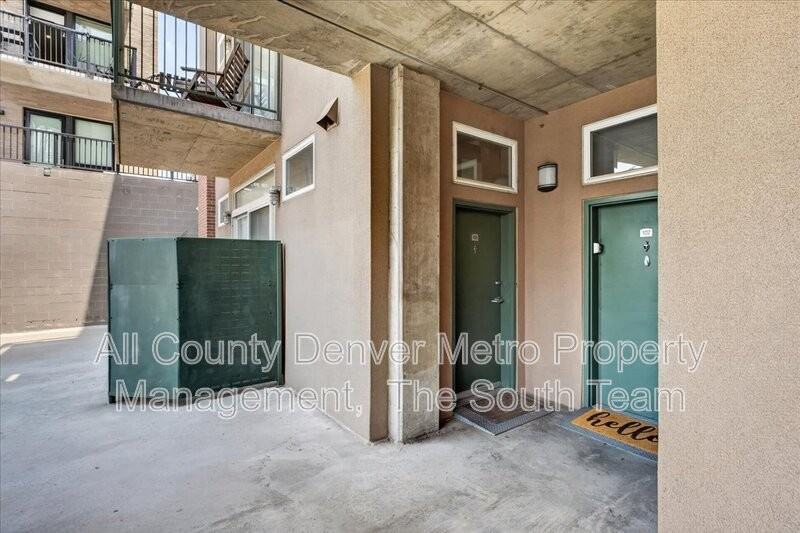 3201 Shoshone St #108 - Photo 7 of 37