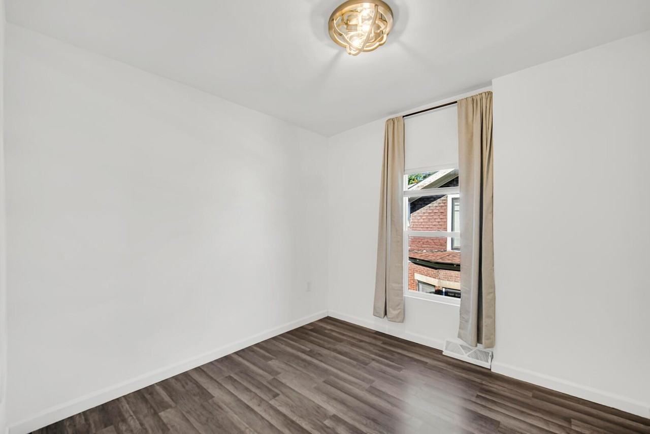 204 Brown St #2 - Photo 6 of 16