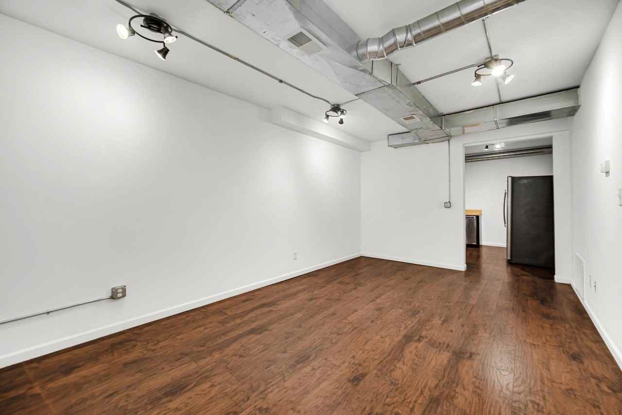 501 Union St #1 - Photo 2 of 15