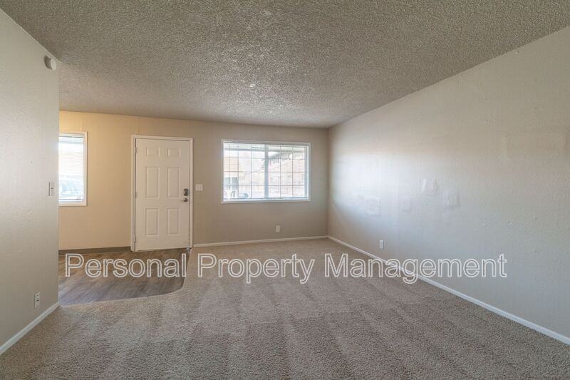 1002 Ne 86th St - Photo 3 of 14