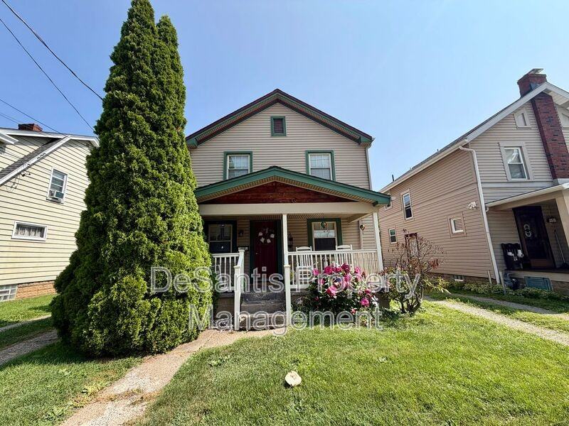 7408 Yale Ave #B