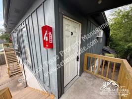 featured image of 615 Adams St #D