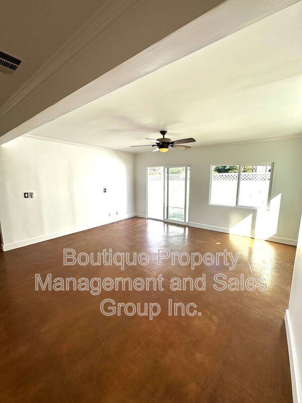 2285 Santa Ana Ave - Photo 7 of 18