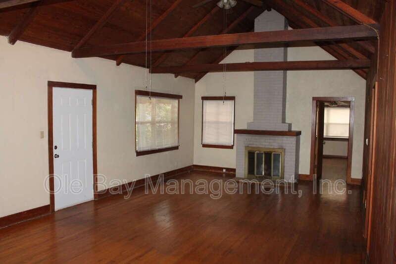 855 Azalea Rd - Photo 3 of 12