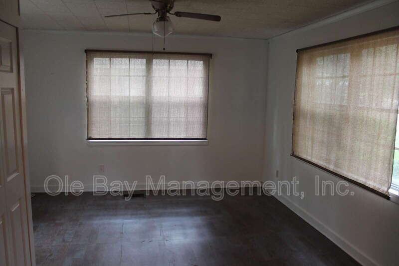 855 Azalea Rd - Photo 5 of 12