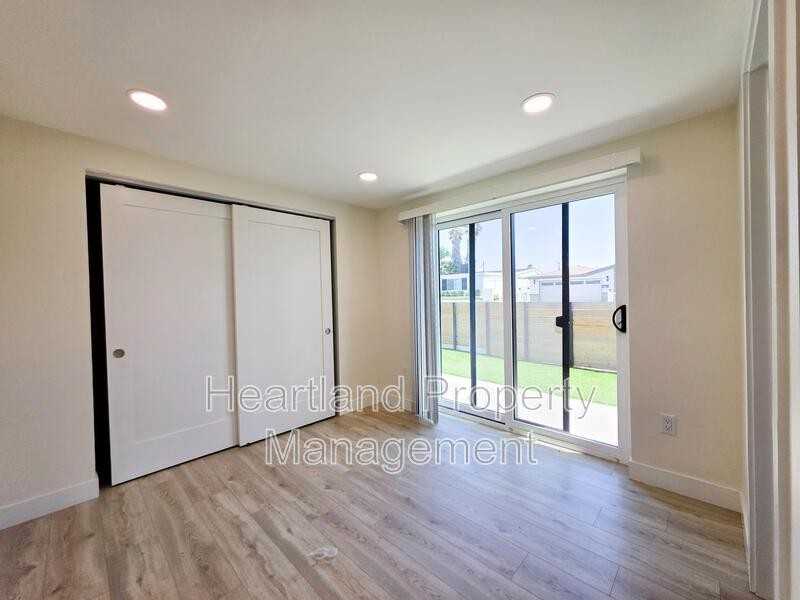 3344 Lockwood Dr - Photo 4 of 6