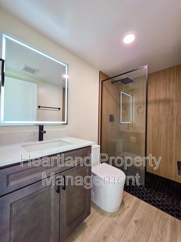 3344 Lockwood Dr - Photo 5 of 6