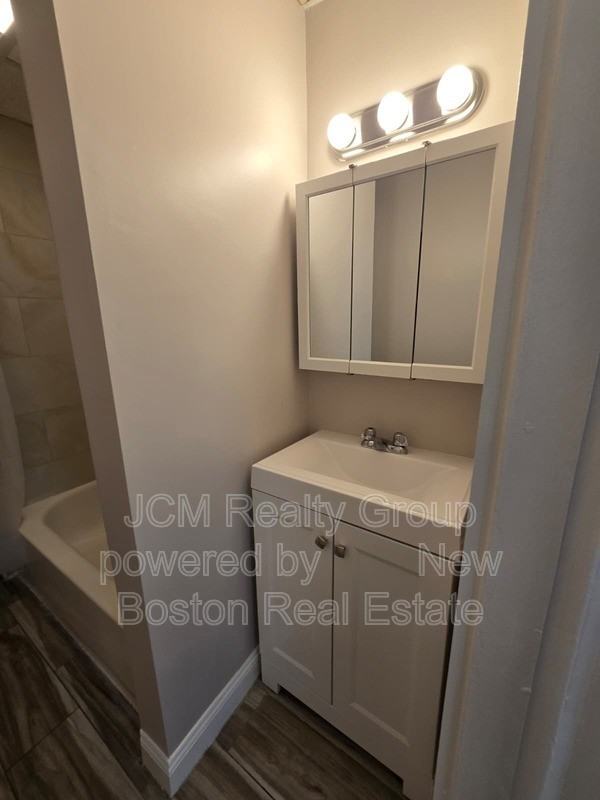 124 Central Ave - Photo 7 of 16