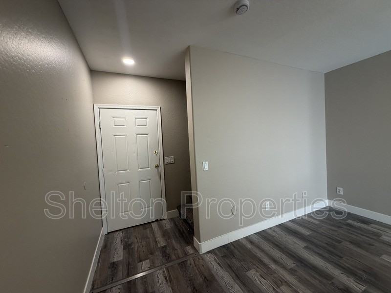 15818 N 25th St #110 - Photo 2 of 19
