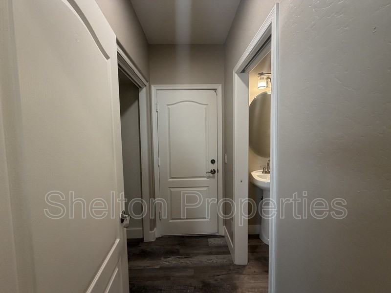 15818 N 25th St #110 - Photo 7 of 19
