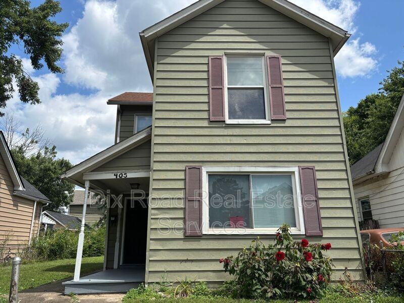 405 Moore St