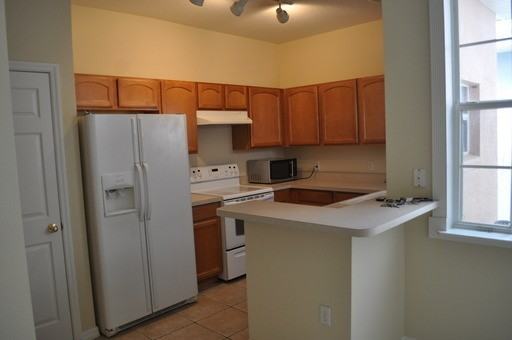 3624 Peppervine Dr - Photo 5 of 10