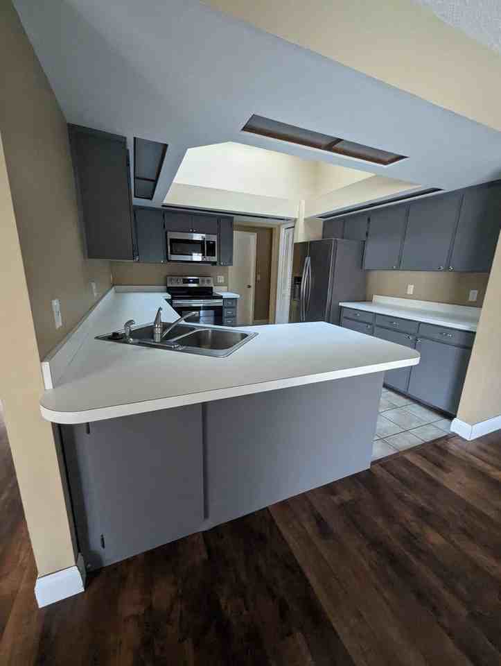 1048 Shaffer Trl - Photo 4 of 8