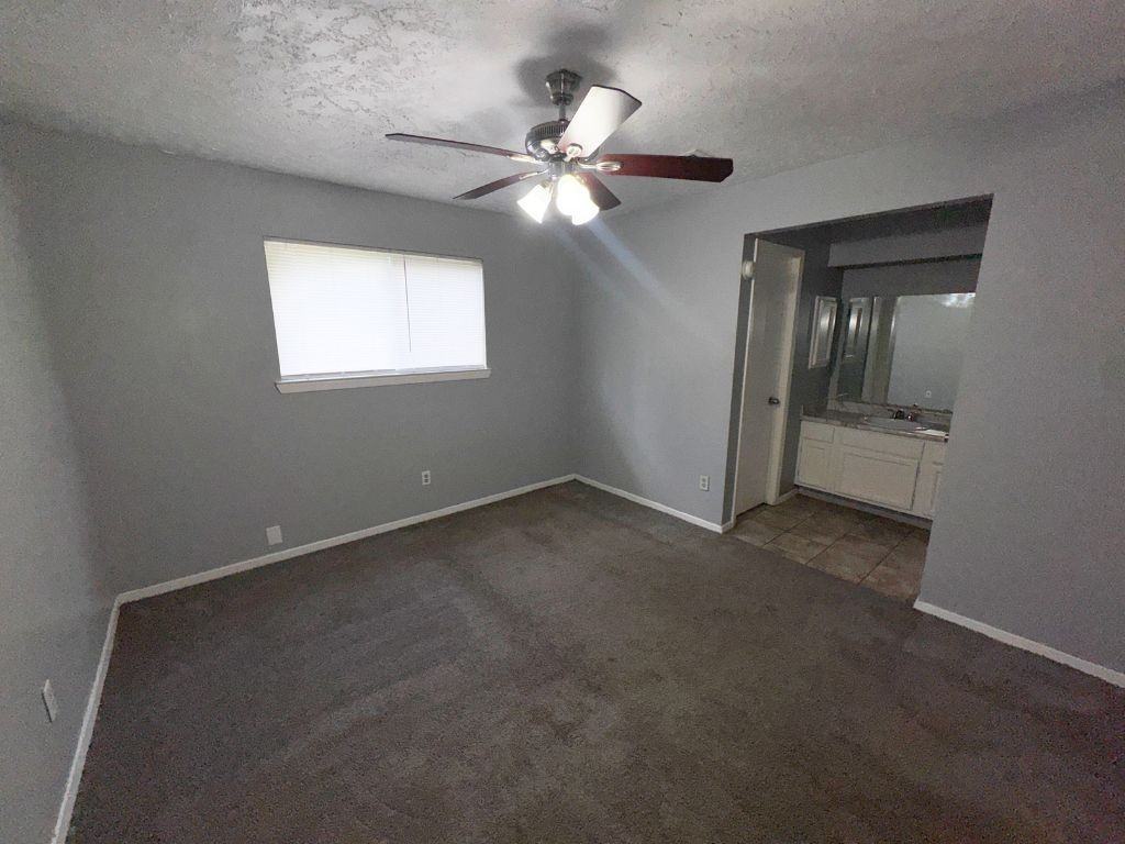 4806 Ripple Creek Dr