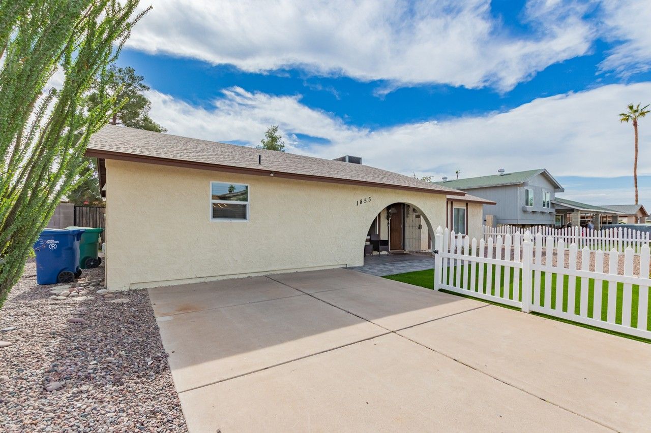 1853 W Plata Ave - Photo 2 of 24