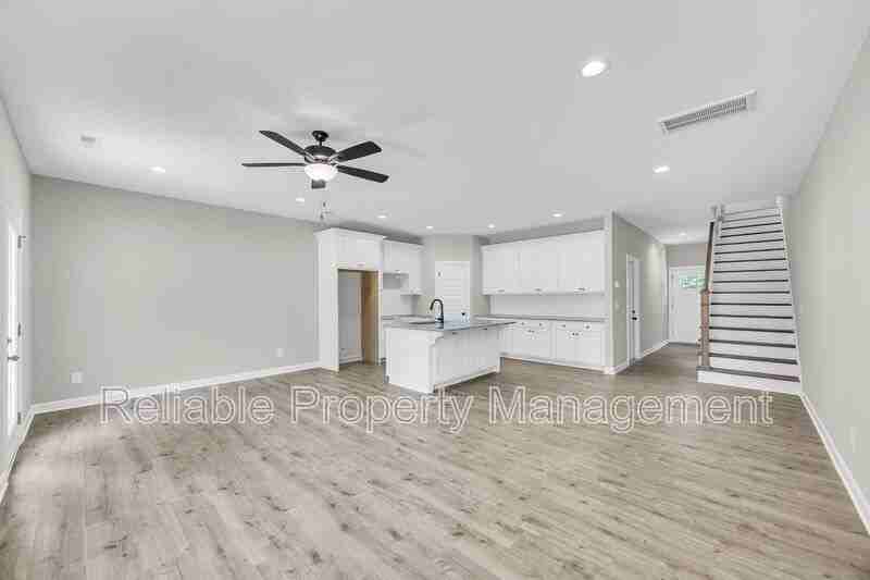 501 B H Parrish Rd - Photo 3 of 13