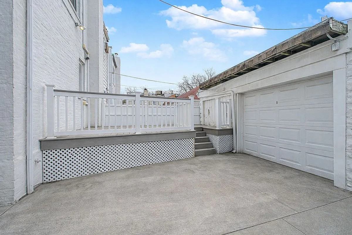 984 77th St #1 - Photo 4 of 23