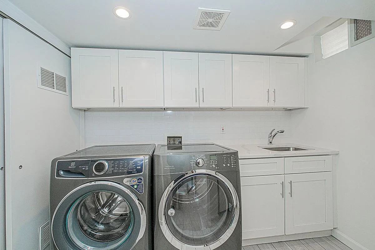 984 77th St #1 - Photo 7 of 23