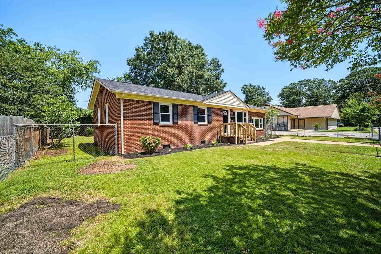 718 Euwanee Pl - Photo 2 of 31