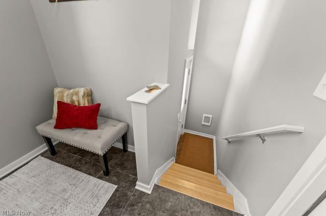 1313 W 54th St - Photo 2 of 32