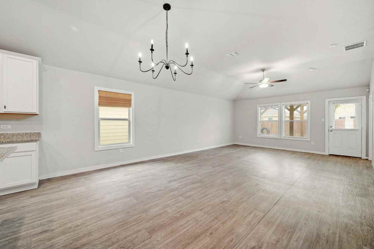 5507 Pearl Vly - Photo 7 of 31