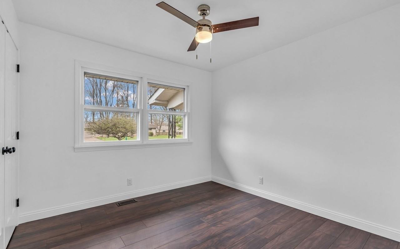 3448 Rost Dr - Photo 7 of 32