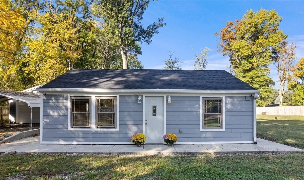 4106 Asbury St - Photo 2 of 24