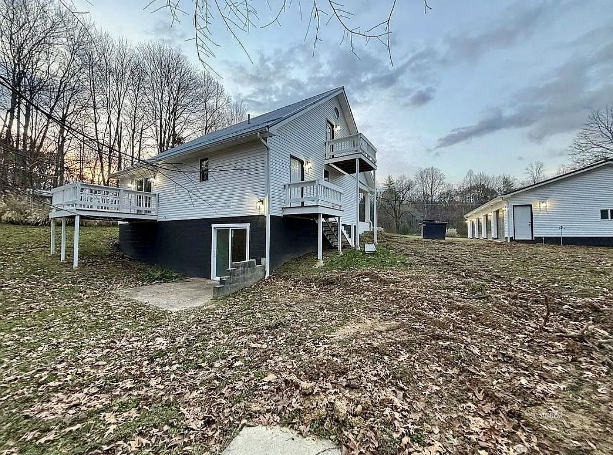 2644 Perry Ridge Rd - Photo 5 of 24
