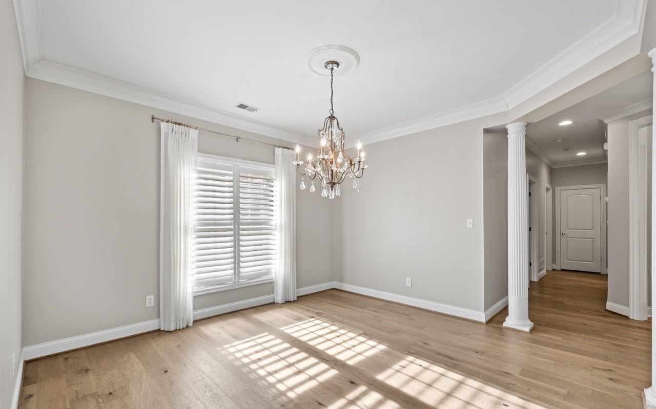 14602 Landon Ct - Photo 4 of 42