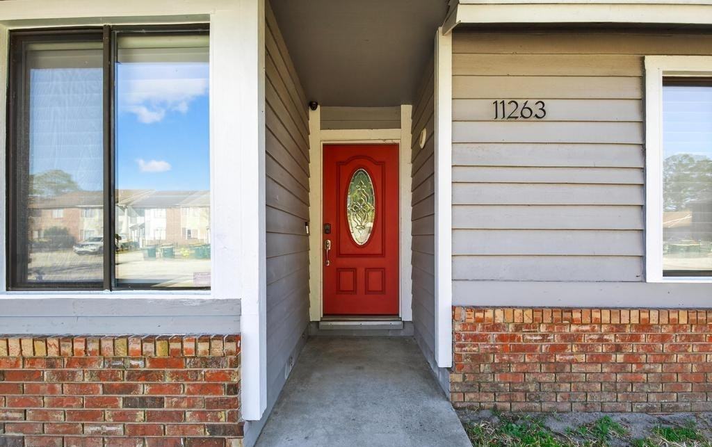 11263 Shady Glen Dr - Photo 3 of 34