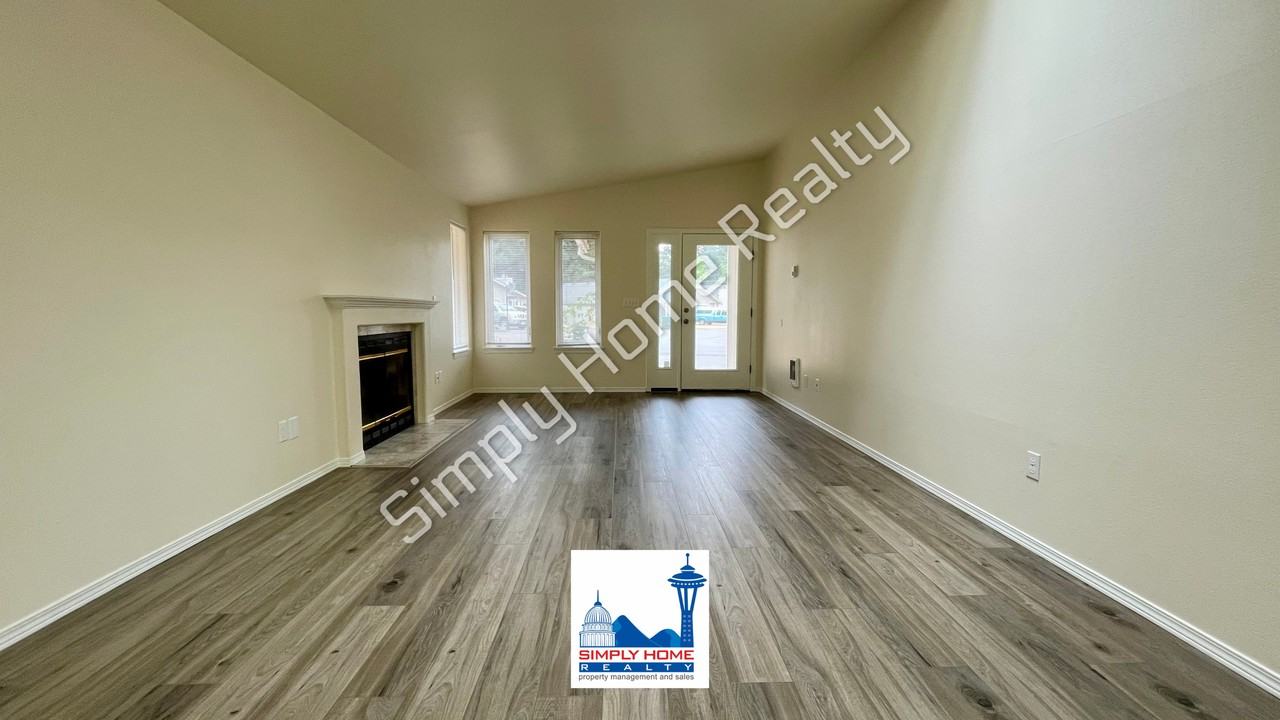 9041 Steilacoom Rd Se #B - Photo 3 of 25