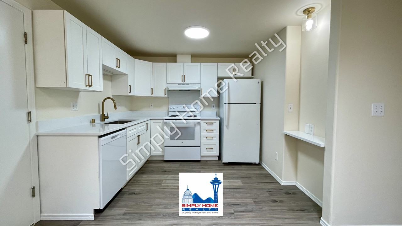 9041 Steilacoom Rd Se #B - Photo 5 of 25