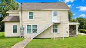 725 Highland Ave Nw - Photo 1 of 1