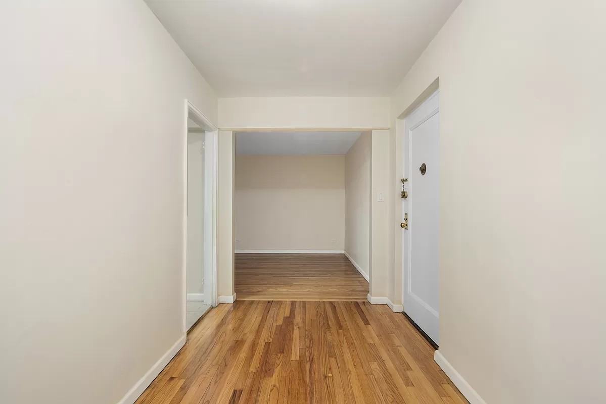 2226 76th St #A1 - Photo 2 of 5