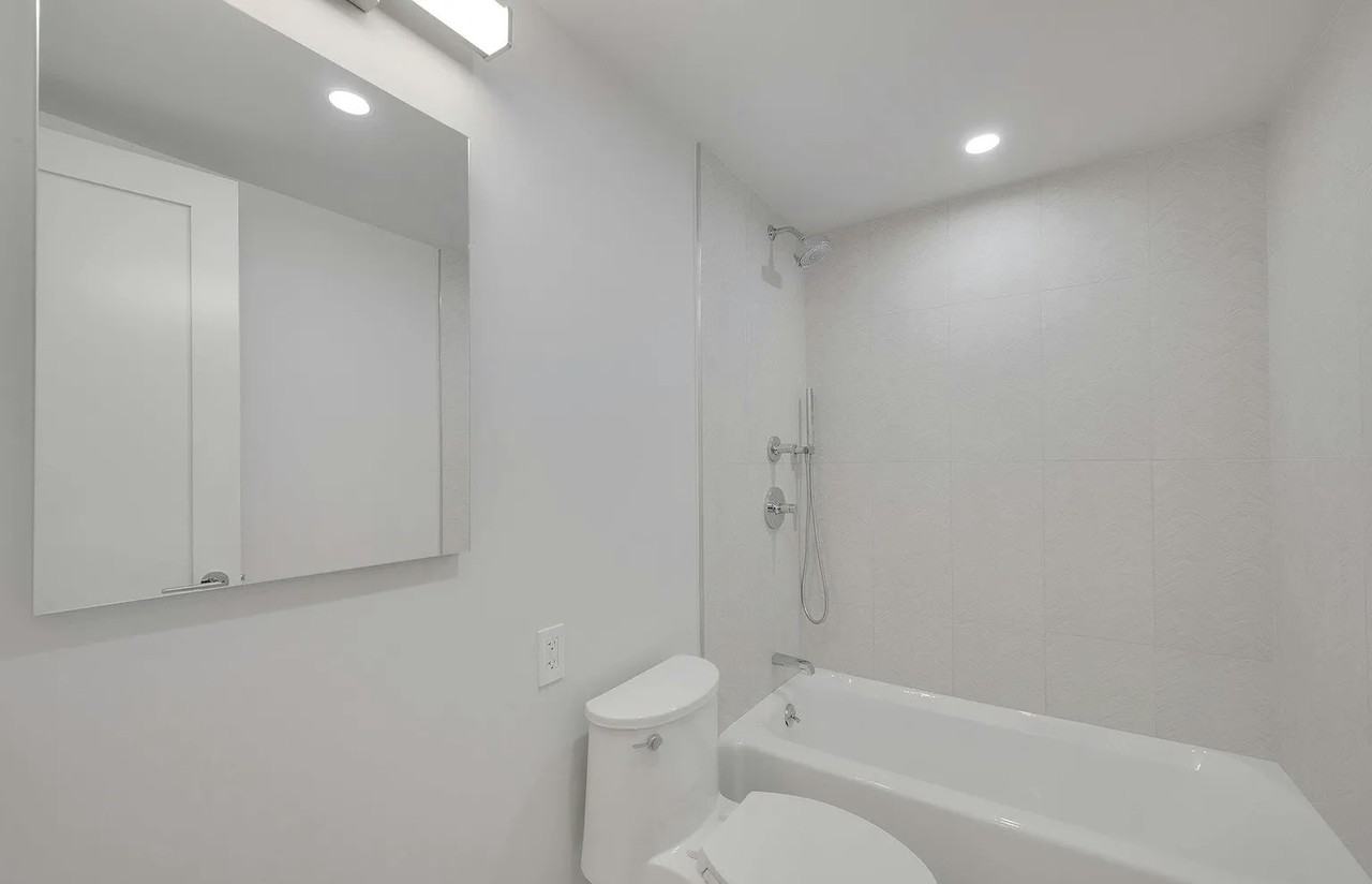 1270 North Ave #2D - Photo 6 of 11