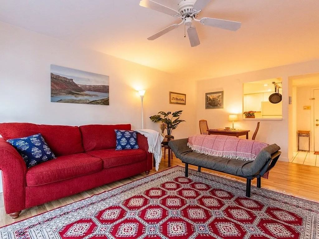 975 Massachusetts Ave #403 - Photo 7 of 16