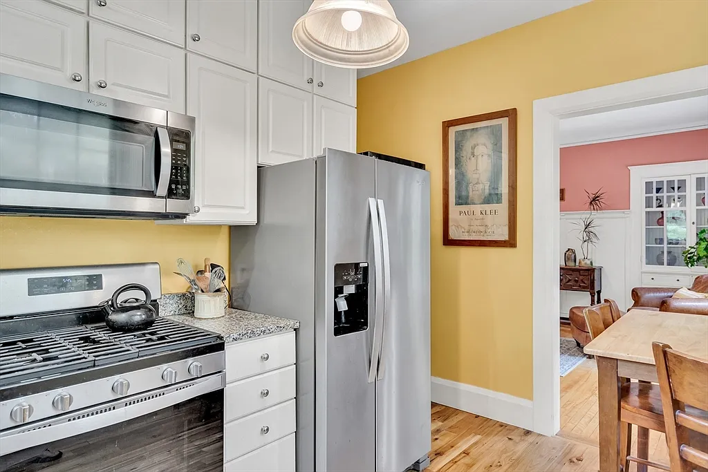 169 Washington St #10 - Photo 2 of 17