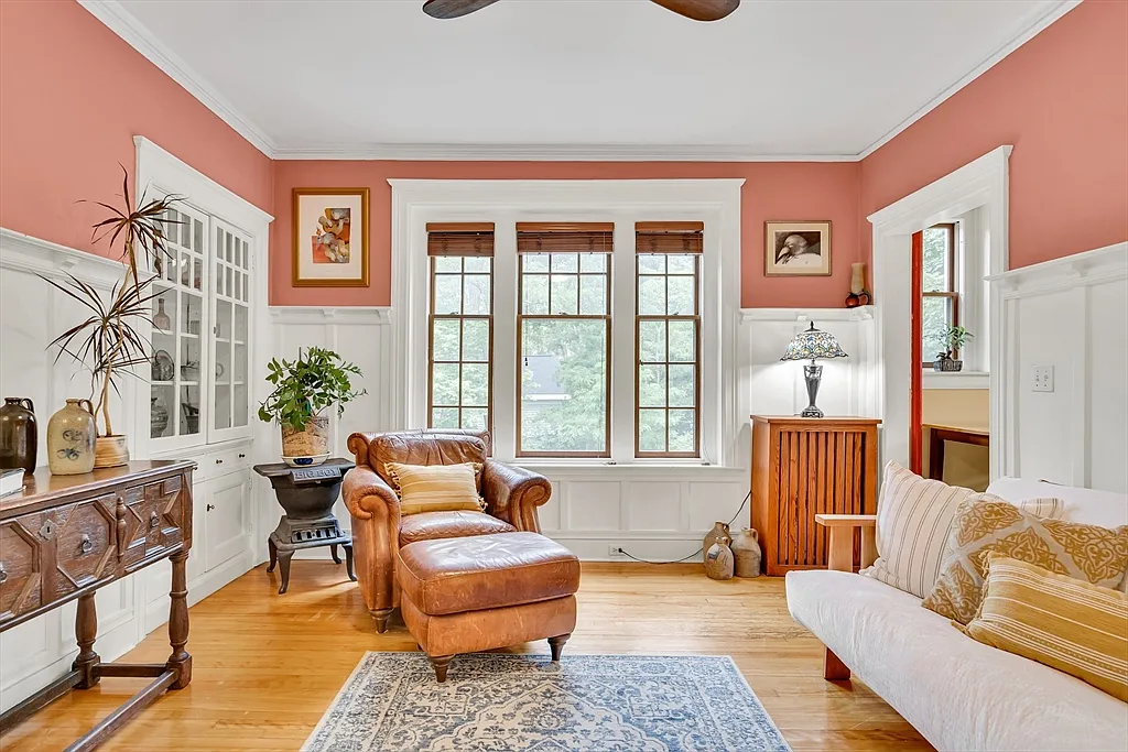 169 Washington St #10 - Photo 7 of 17