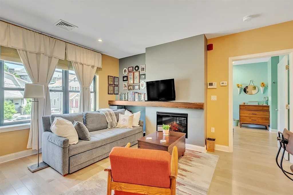 1 Brook Rd #215 - Photo 6 of 16