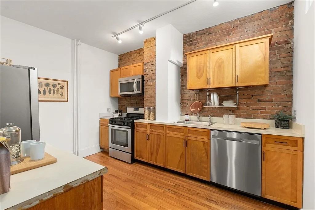 308 Brookline St #3B - Photo 2 of 15