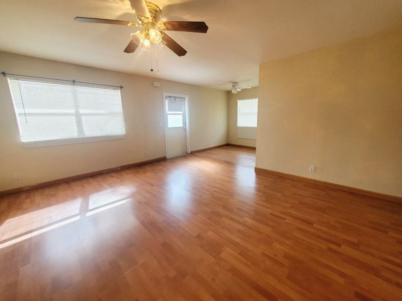 201 Bedford Trl #121 - Photo 5 of 28