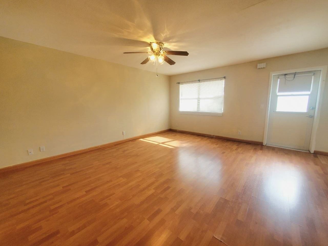 201 Bedford Trl #121 - Photo 6 of 28