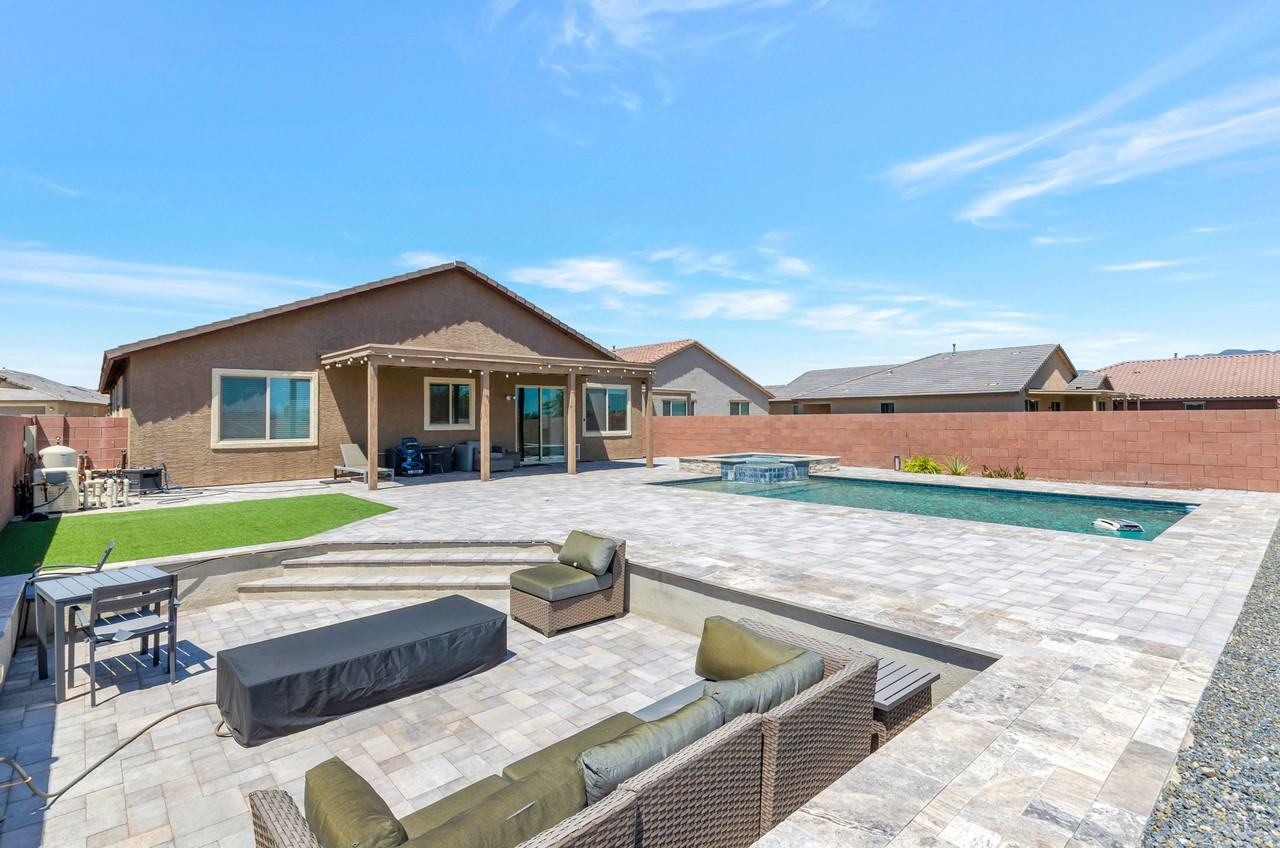 5555 W Tubac Ct - Photo 4 of 25