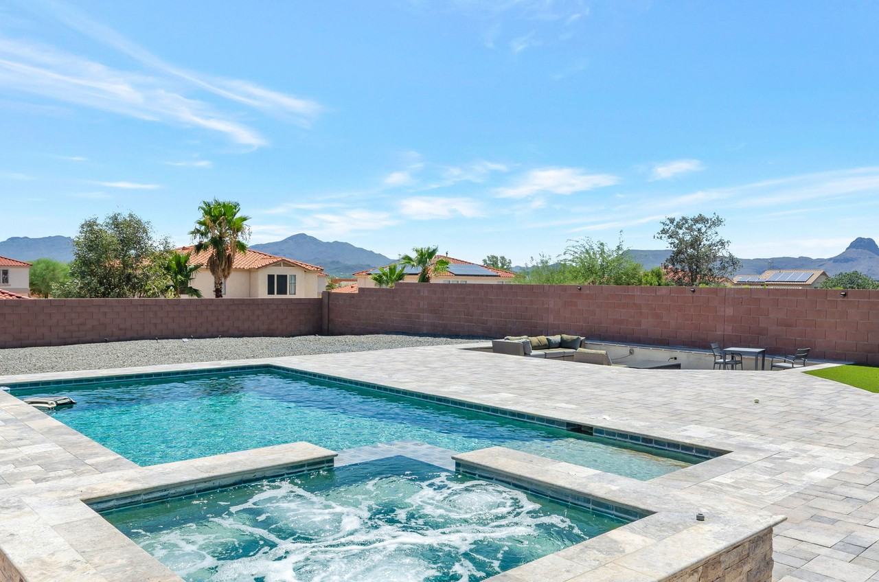 5555 W Tubac Ct - Photo 7 of 25