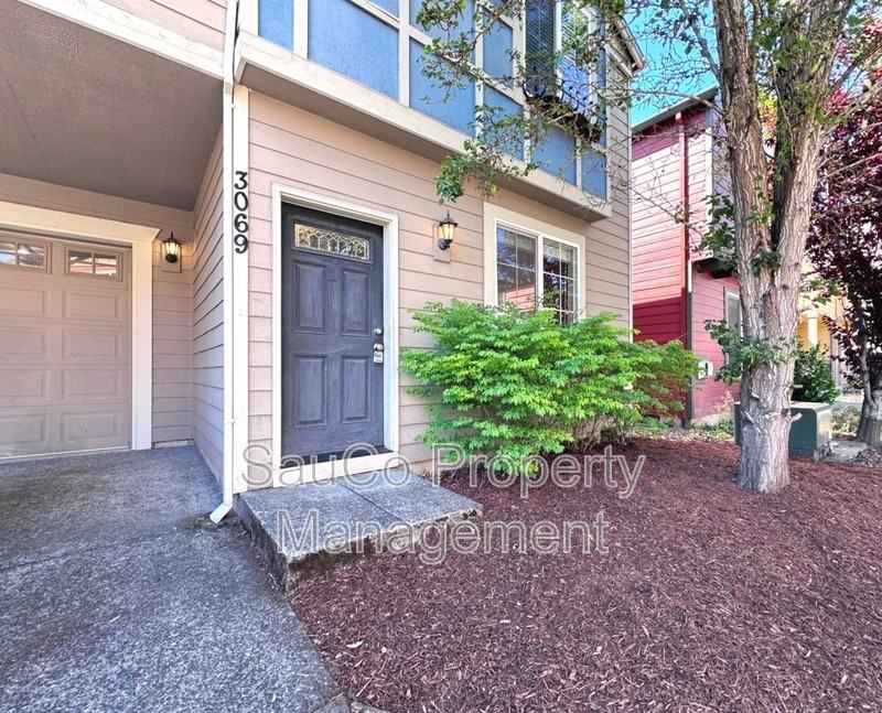3069 Sw Lanterna Pl - Photo 2 of 25