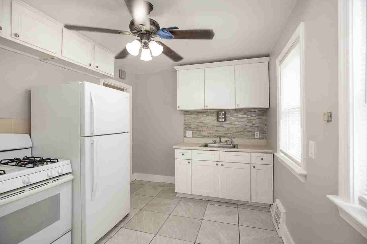 21871 Priday Ave - Photo 4 of 20