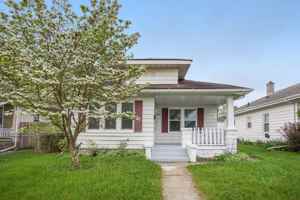 featured image of 2715 W 6th St