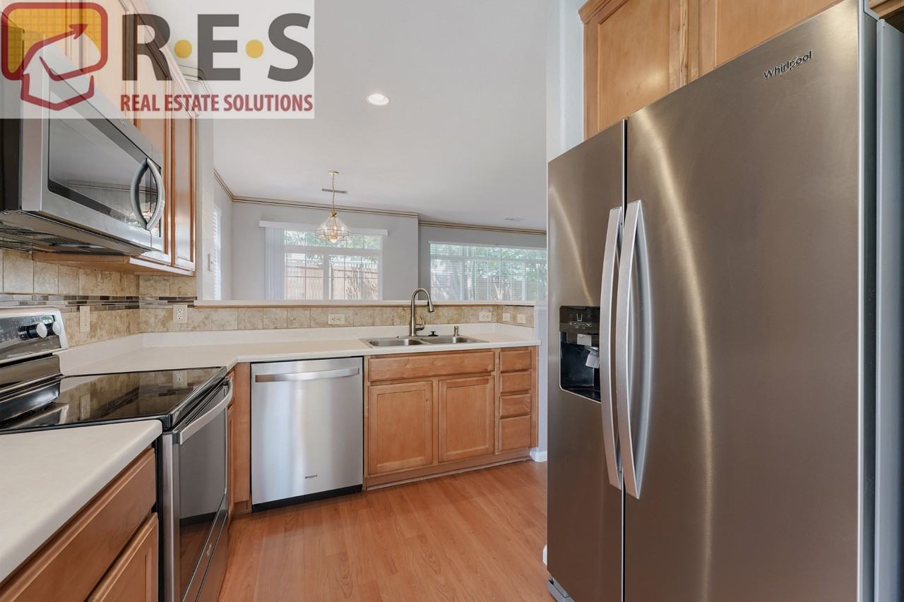 4419 S Jebel Ln - Photo 6 of 17