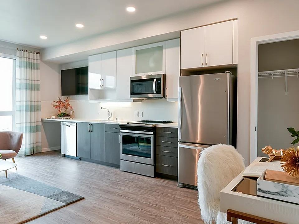 28 N Almaden Ave - Photo 4 of 9
